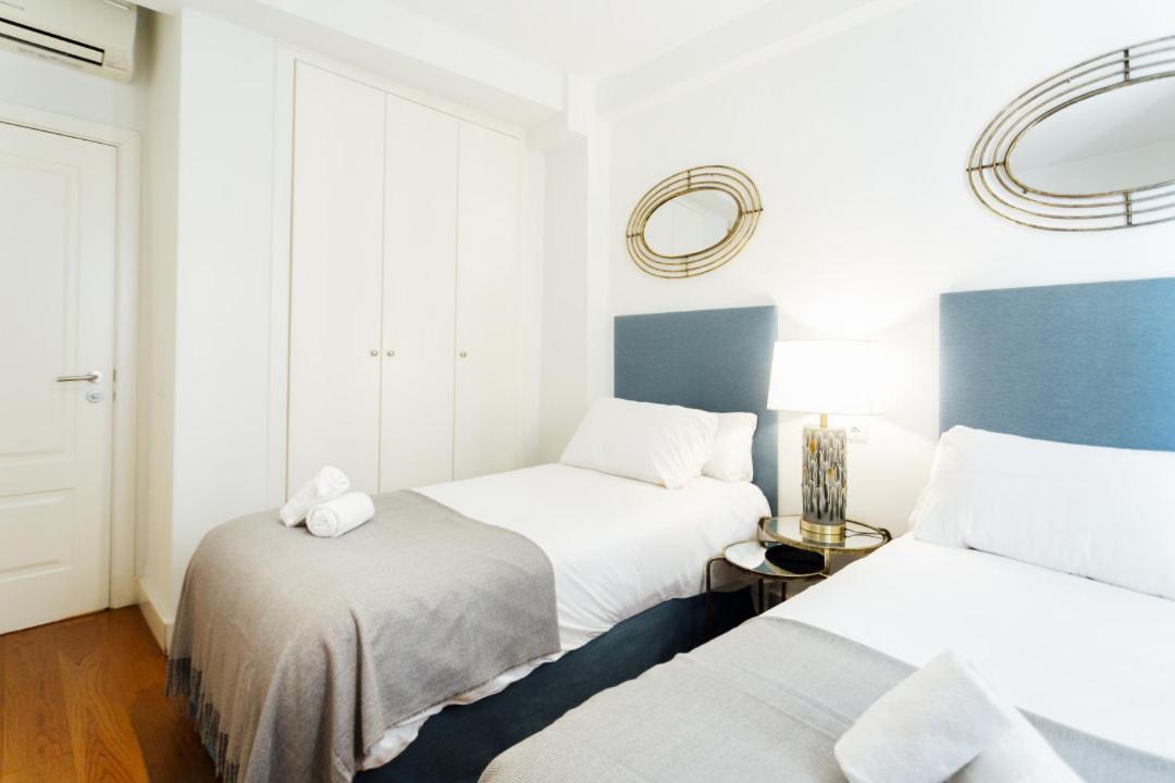 Minty Stay 3Bd Apartment - Triana Севилья Экстерьер фото