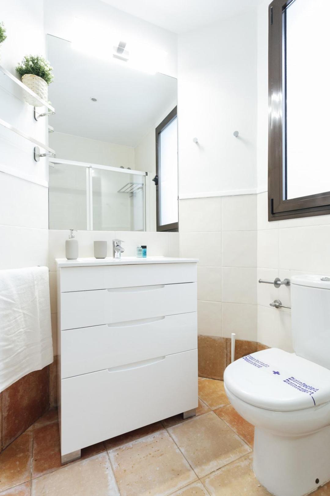 Minty Stay 3Bd Apartment - Triana Севилья Экстерьер фото